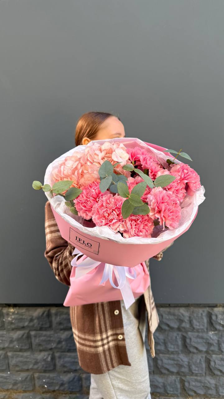 Дуо диантусы и гортензия с доставкой в Адлере