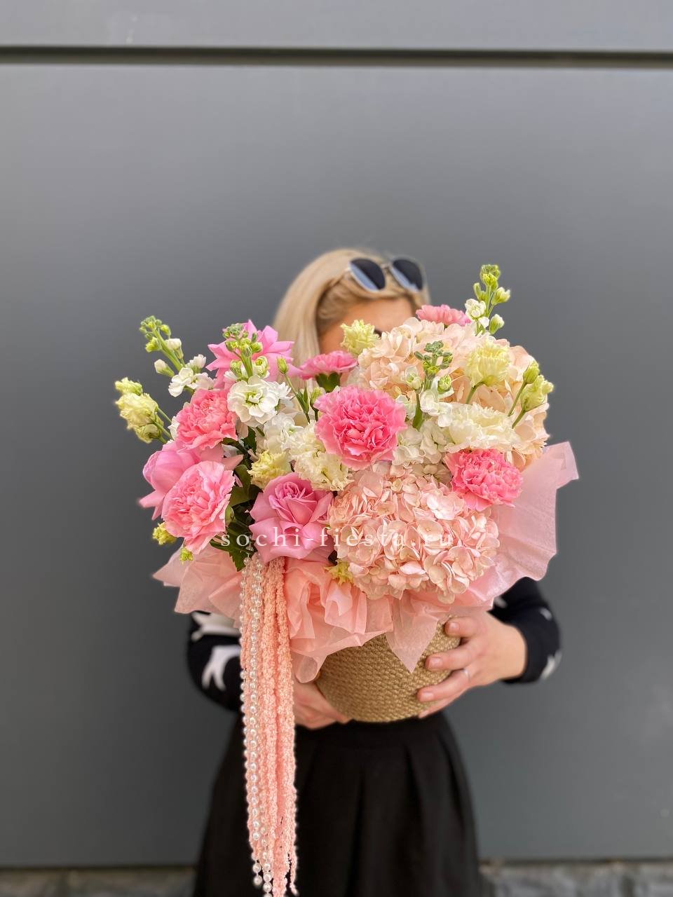 Композиция "Роскошь" в Адлере