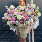 Заказать БОЛЬШИЕ БУКЕТЫ в Адлере с доставкой и по самым низким ценам