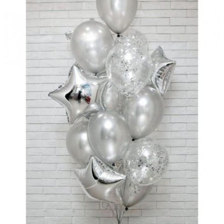 Фонтан шаров "Сильвер мун" в Адлере