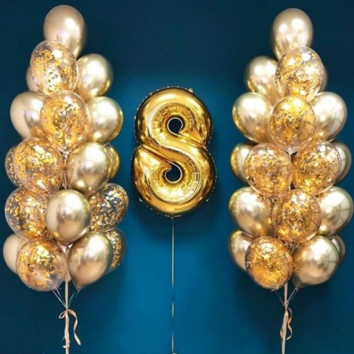 Цифра с фонтанами шаров  в Адлере