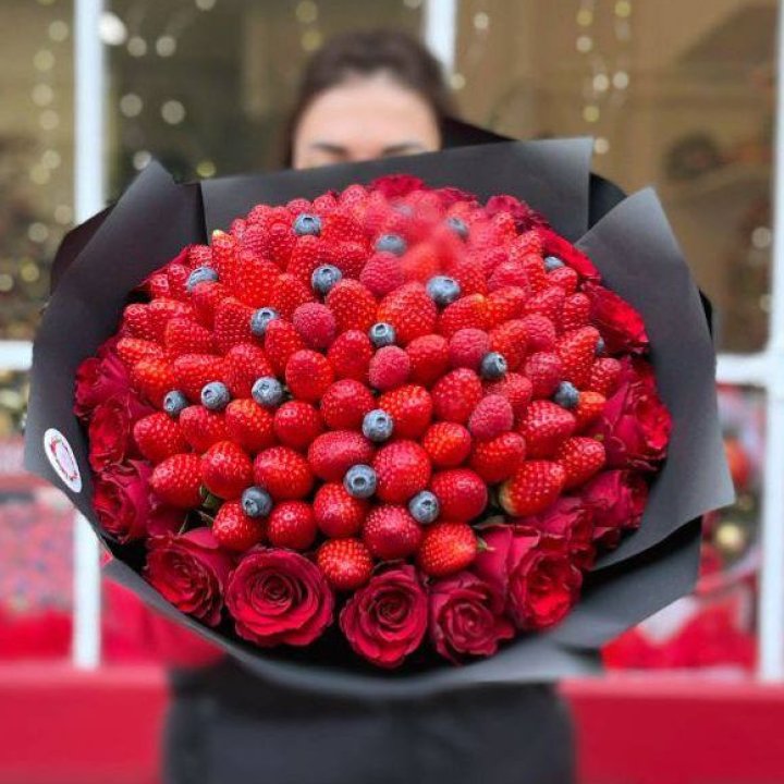 Клубничный бум №2 в Адлере