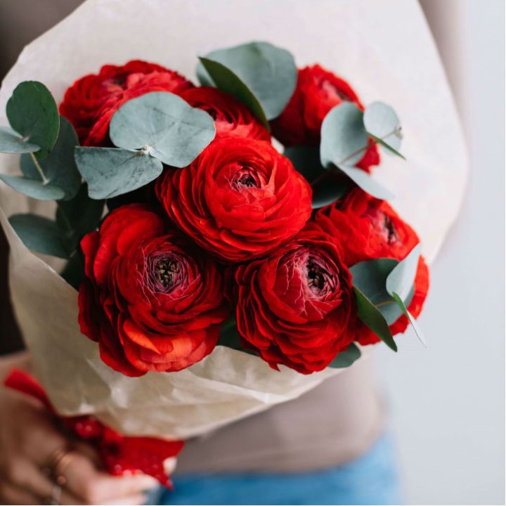 Букет ранункулюсов  в Адлере