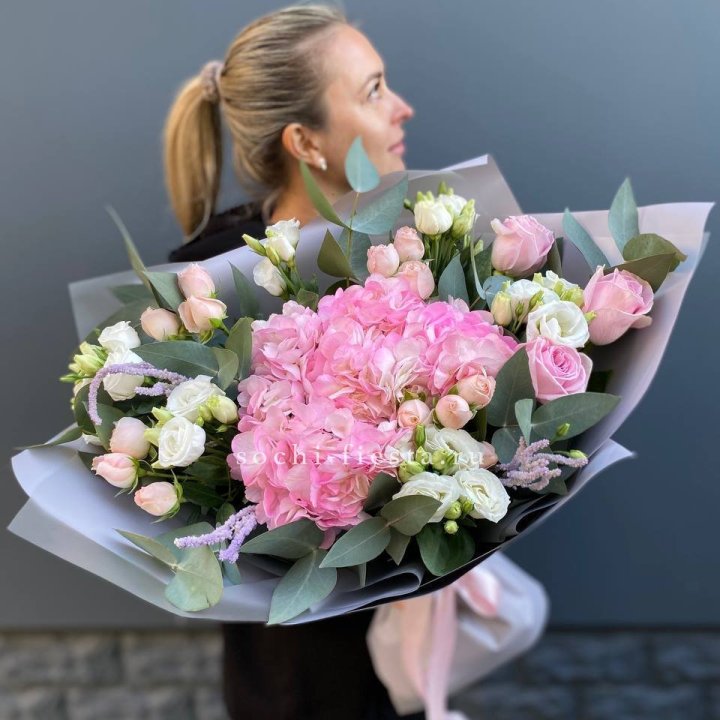 Дизайнерский букет Crystal в Адлере