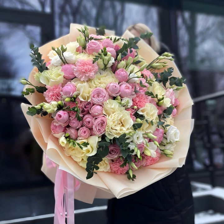 Авторский букет "Kristin" в Адлере