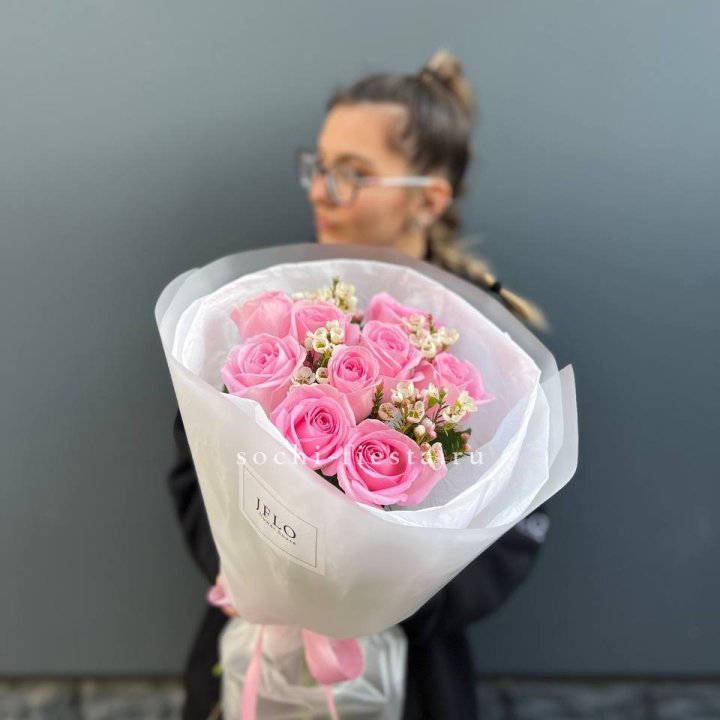 Букет розовых роз Нежность в Адлере