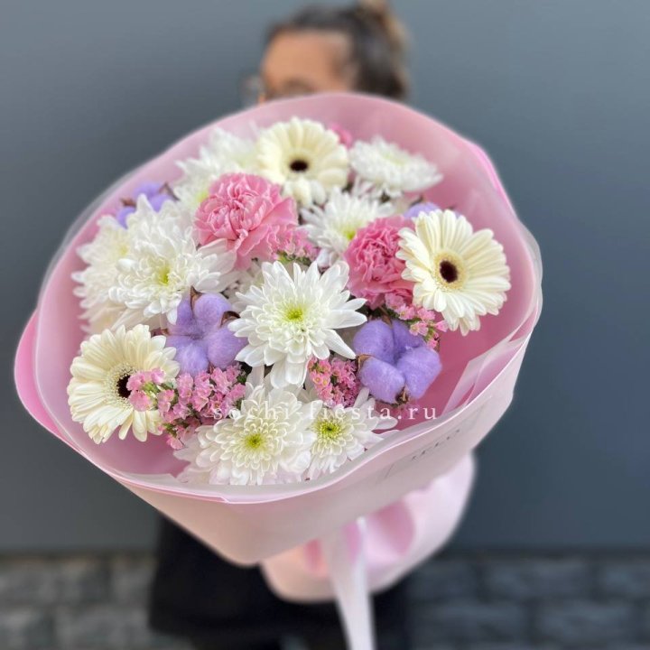 Букет цветов "Pink Spring" в Адлере