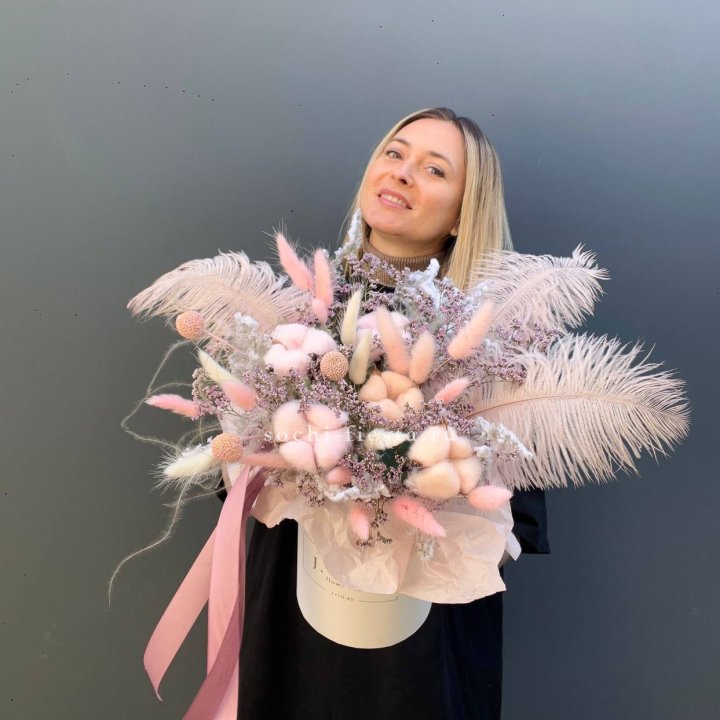 Авторский бокс с сухоцветами в Адлере