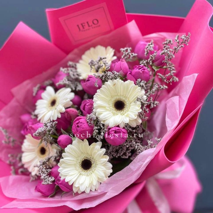 Букет гербер, мисти бабблс  в Адлере