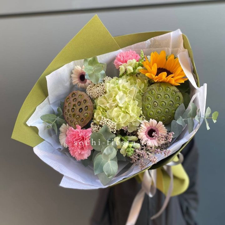  Букет  " Озеро любви" в Адлере