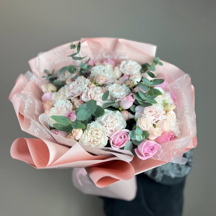  Букет  "LOVE" в Адлере