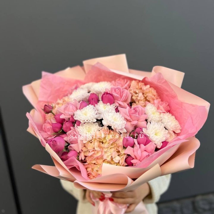 Букет "Нежное послание" в Адлере