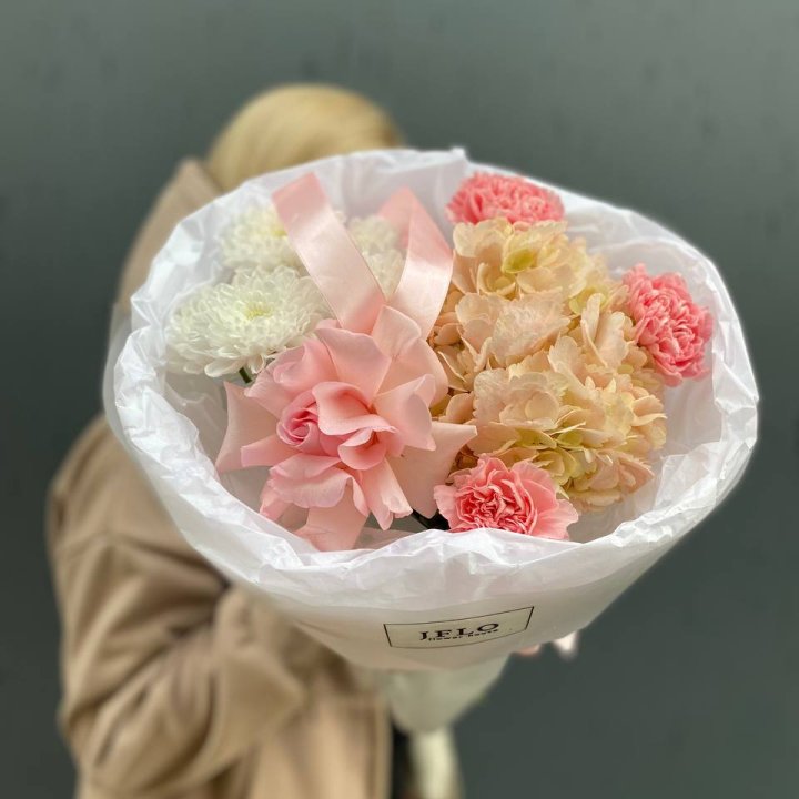 Букет "Нежная гавань" с доставкой в Адлере