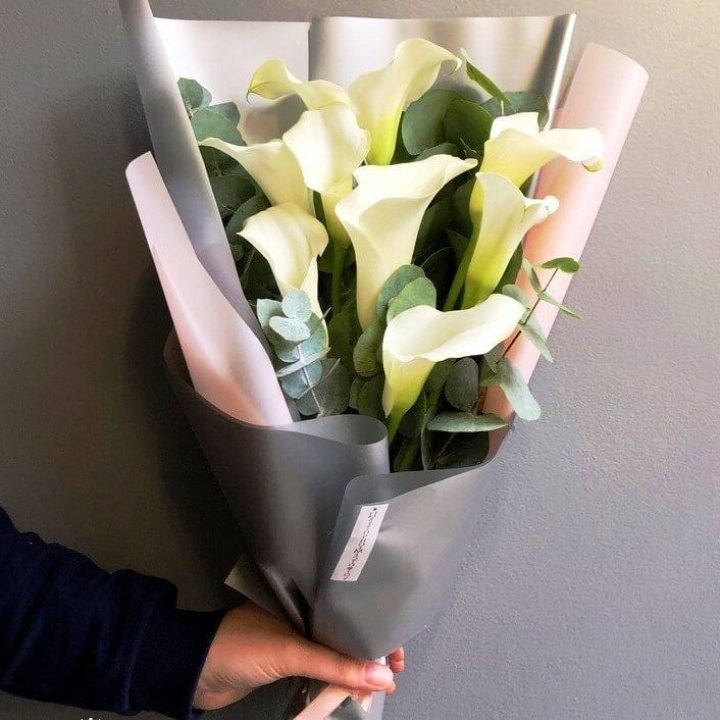 Каллы с эвкалиптом в Адлере