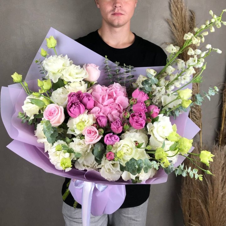 Дизайнерский букет Venera в Адлере