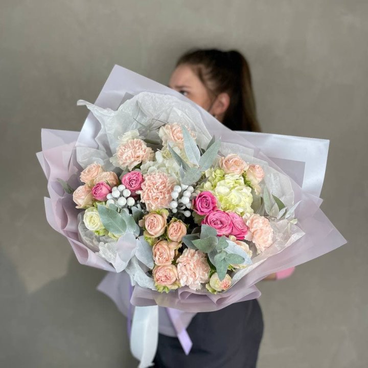 Дизайнерский букет №19 в Адлере