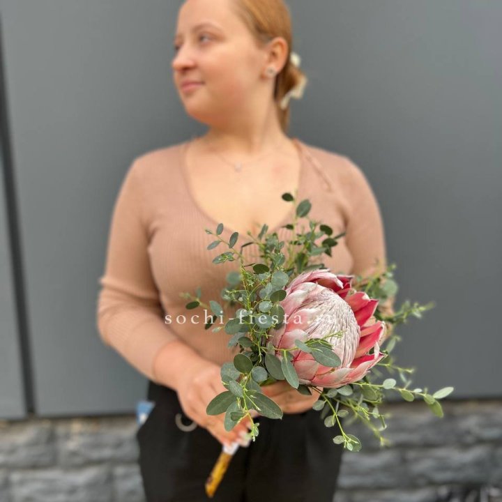 Свадебный букет "Протея" в Адлере