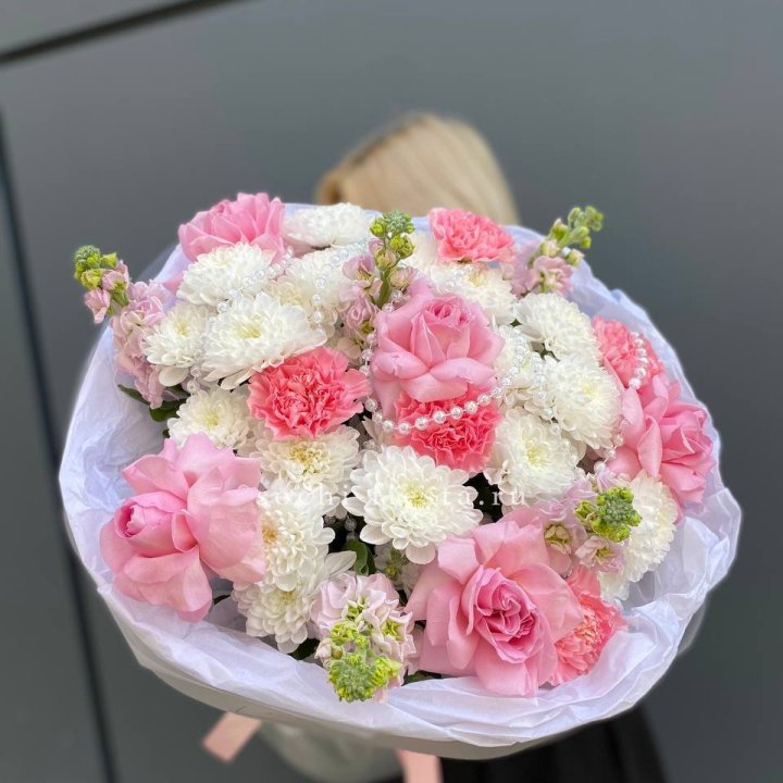 Букет "Барби" с доставкой в Адлере