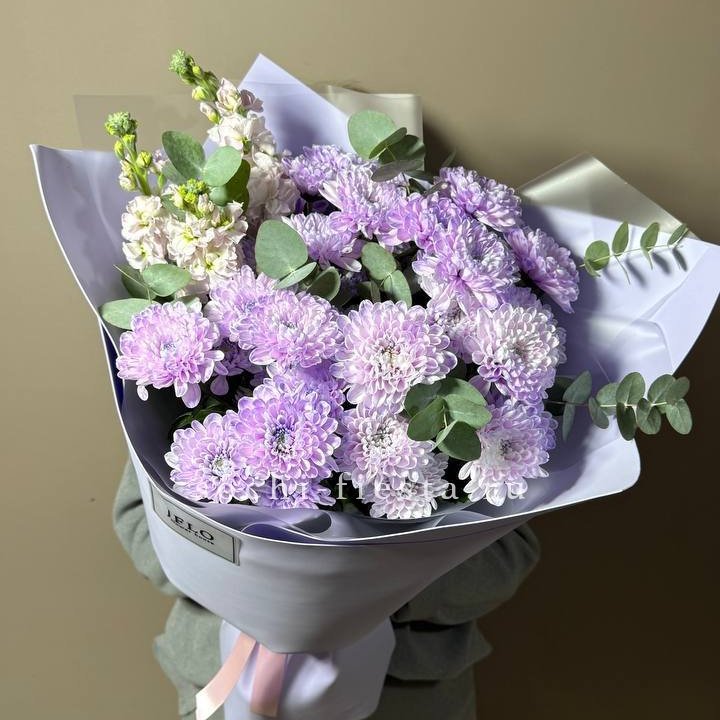 Дуо хризантема и маттиола в Адлере