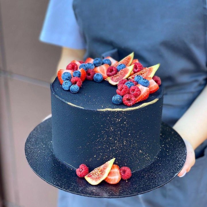 Торт "Черный лебедь" в Адлере