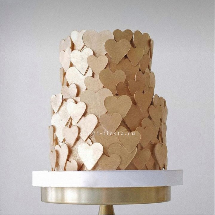 Торт "Hearts" gold в Адлере