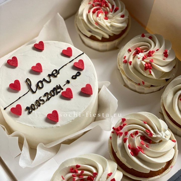 Капкейки и бенто-торт "Любимые" в Адлере
