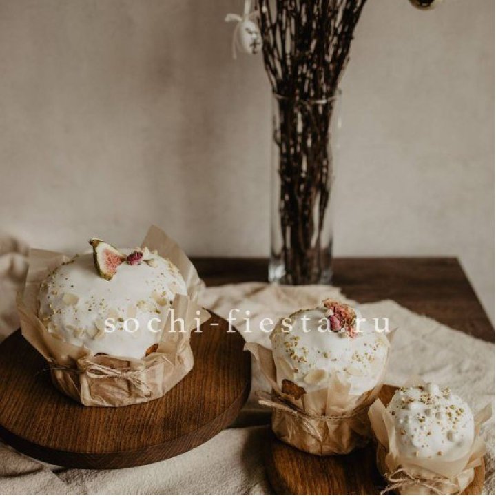 Кулич мини с изюмом в Адлере