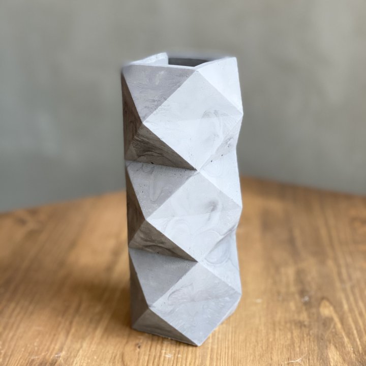 Дизайнерская ваза №1 в Адлере