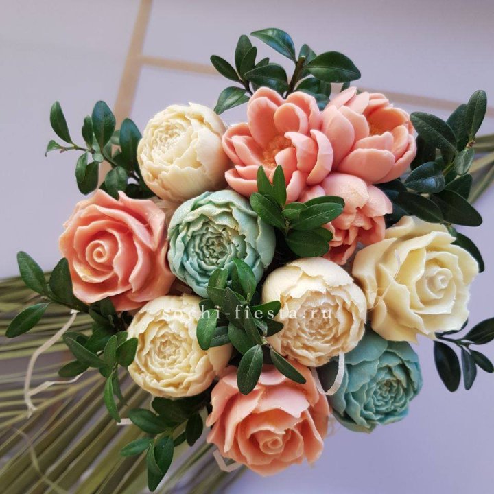 Цветы из шоколада Alma в Адлере