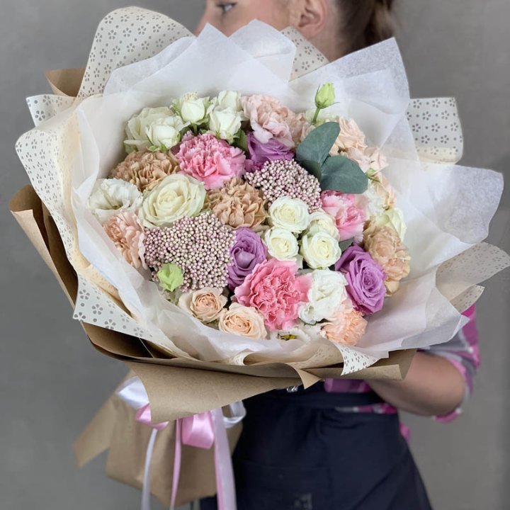 Дизайнерский букет №14 в Адлере