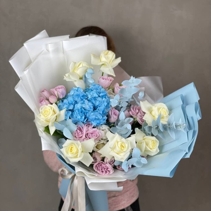 Дизайнерский букет  Blue Lagoon в Адлере