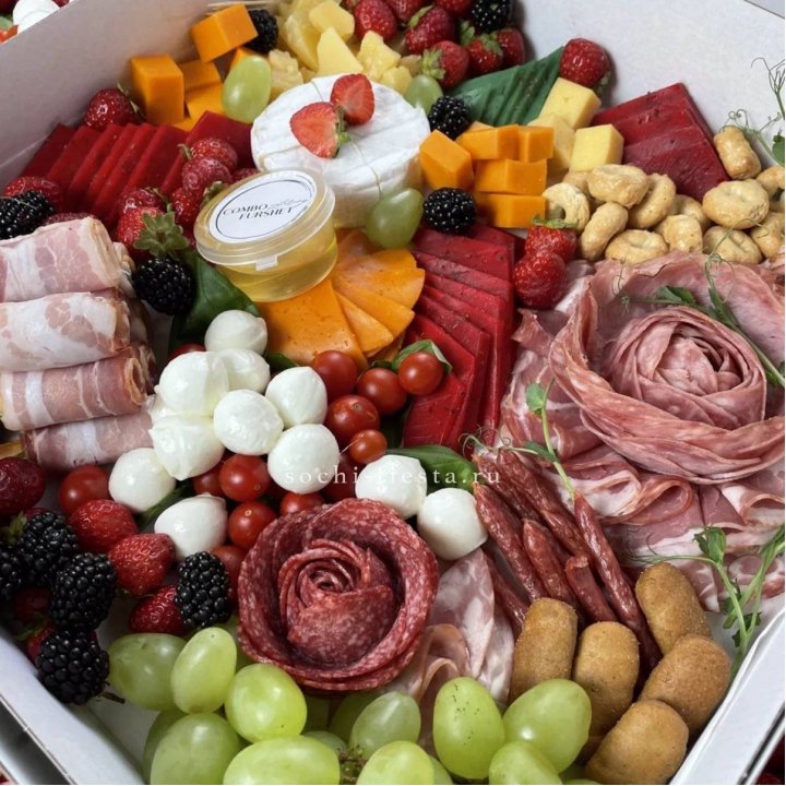 Бокс «Классика гастрономии» в Адлере