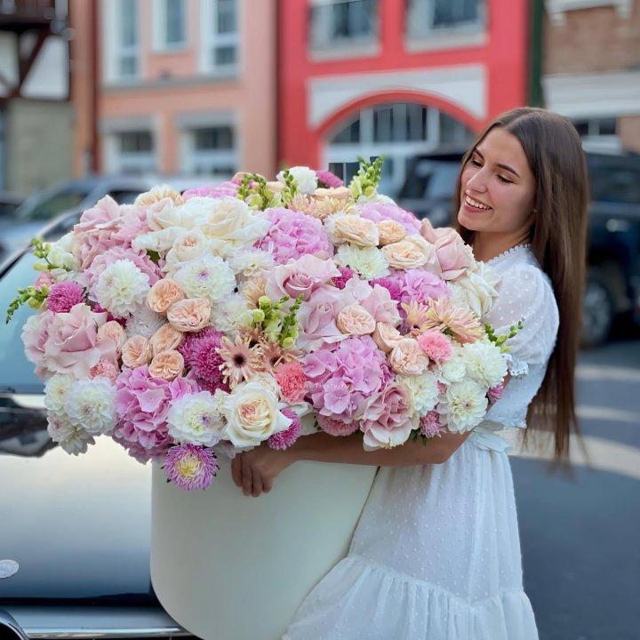 Дизайнерский цилиндр "Melissa" в Адлере