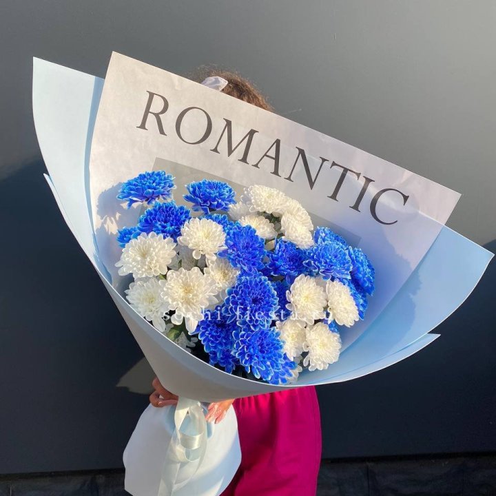 Букет кустовых хризантем Blue в Адлере