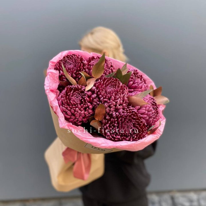 7 Хризантем Бигуди в золоте в Адлере