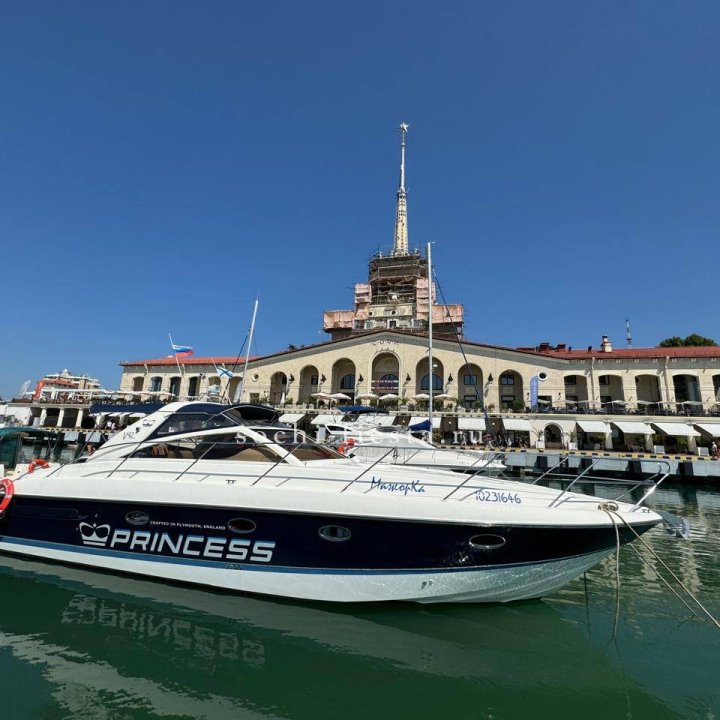 Яхта МажорКа в Адлере