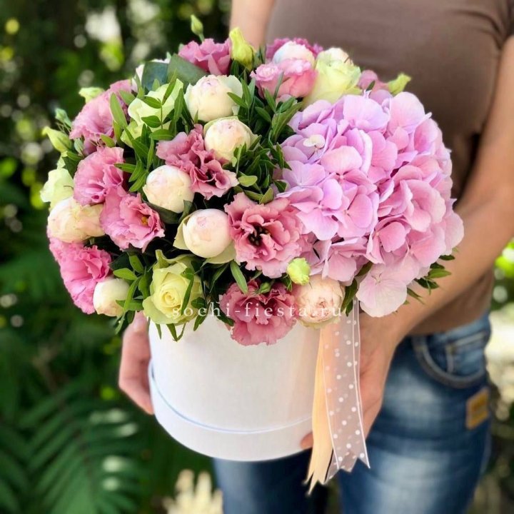 Дизайнерский цилиндр №2 в Адлере