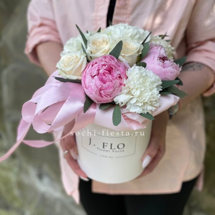 Цветочный бокс мини №2 в Адлере