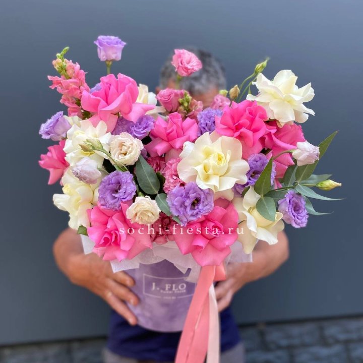 Цветочный бокс "Сиона" в Адлере