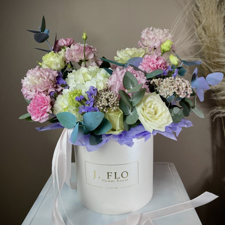 Цветочная коробка "Ода" в Адлере