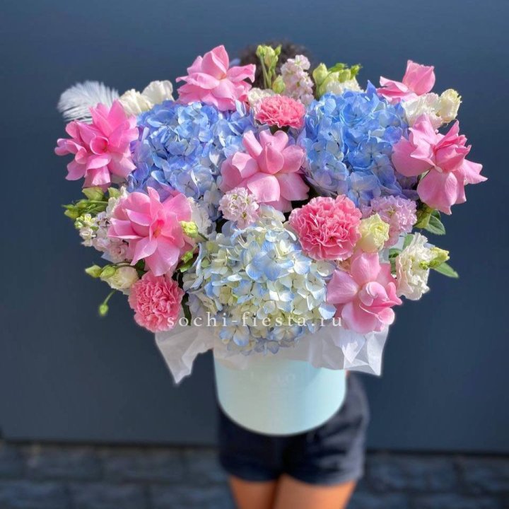 Коробка с цветами "Lemia" в Адлере