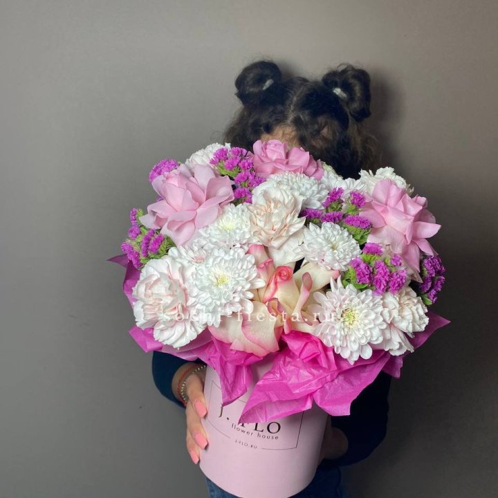  Бокс " Нежная яркость" в Адлере