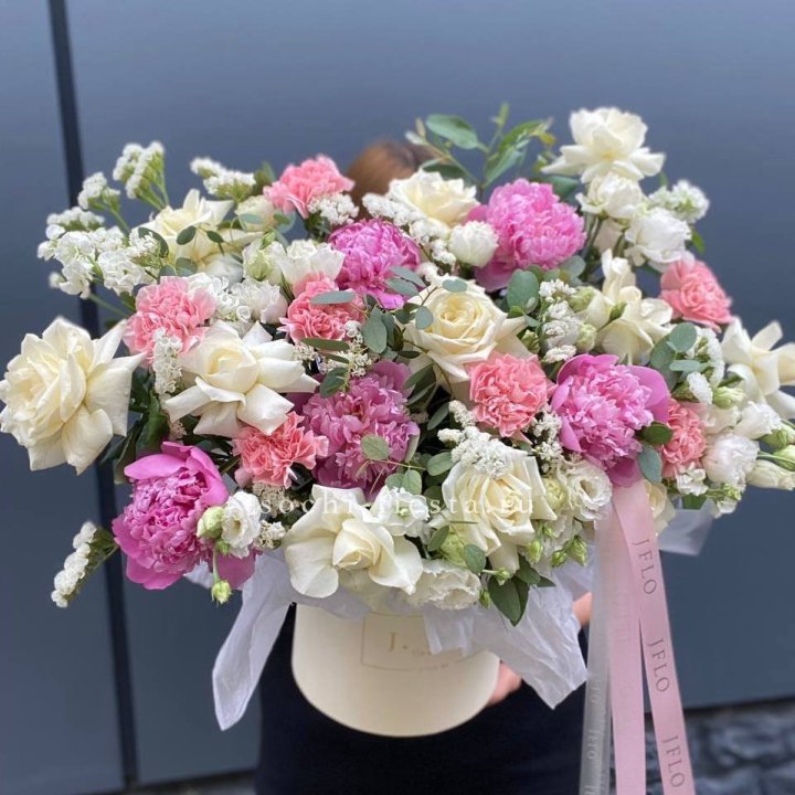 Дизайнерский бокс "Амор этерна" в Адлере