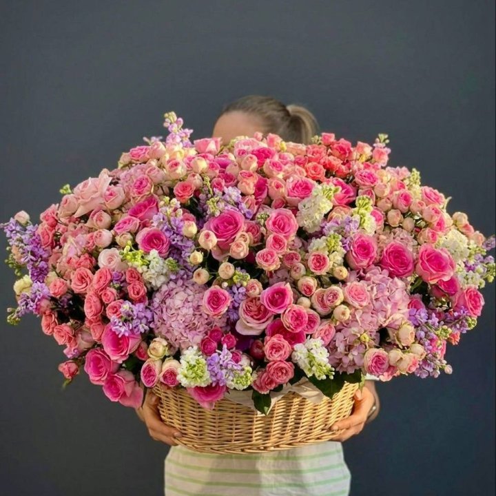 Цветочная корзина гигант №5 в Адлере