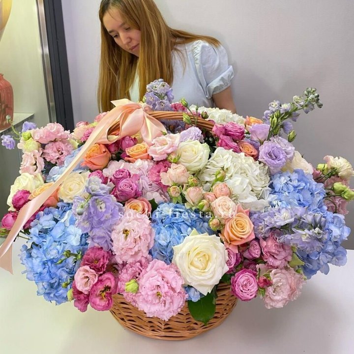 Авторская корзина "Extra" в Адлере