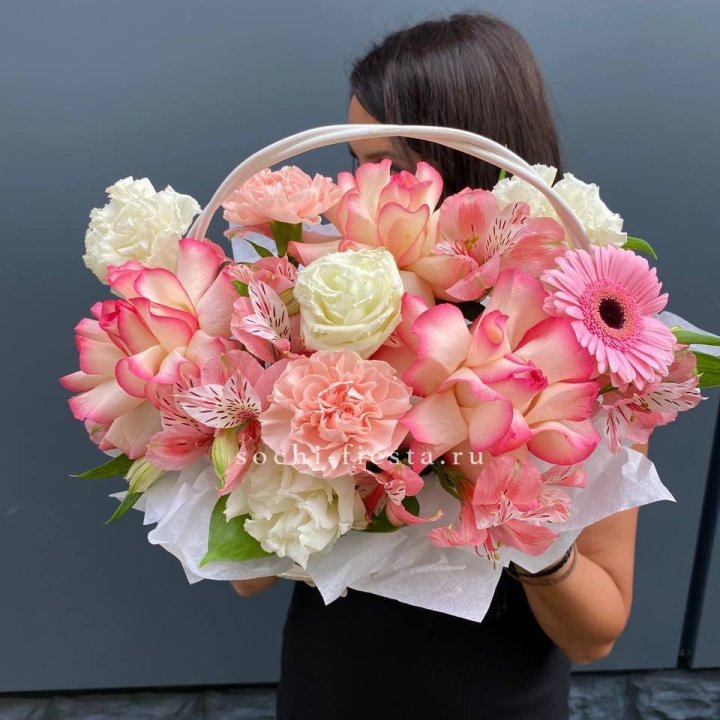 Летняя корзина №2 с доставкой в Адлере