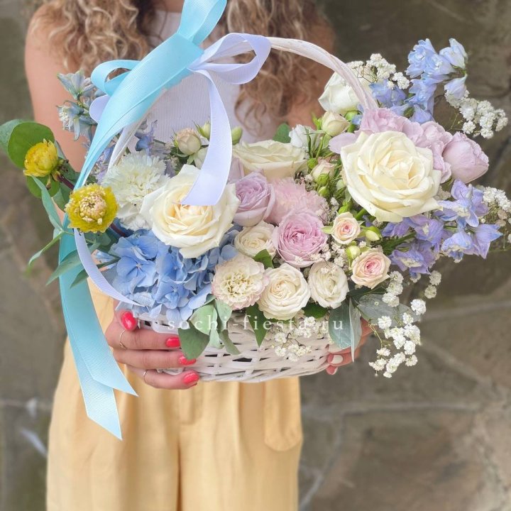 Летняя корзина №1 в Адлере