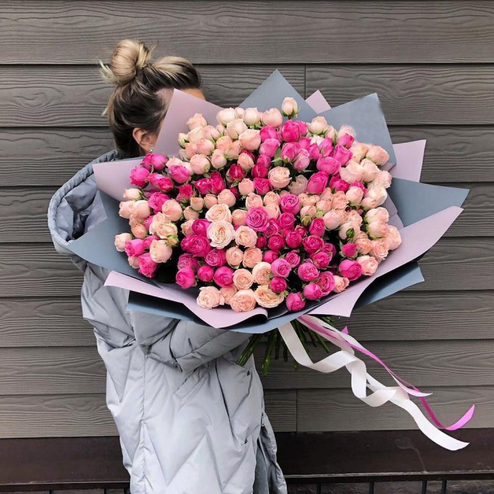 55 роз микс кустовых в Адлере
