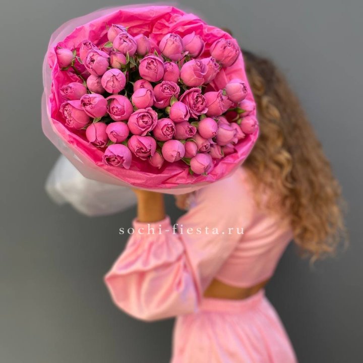 Букет из пионовидных роз Cute в Адлере