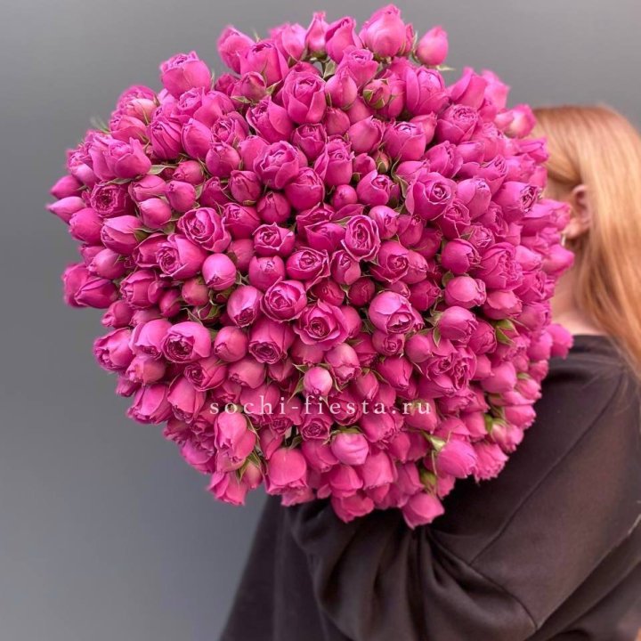 101 пионовидная Мисти Баблс в Адлере